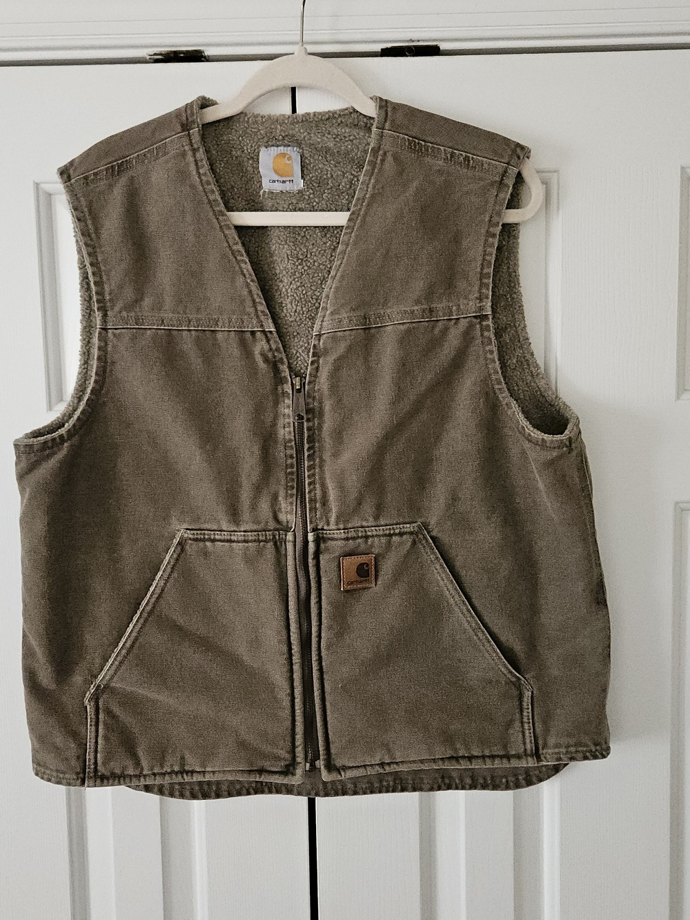Carhartt Brown Duck Sherpa-Lined Vest Full Zip Front. Medium. See Measurements.